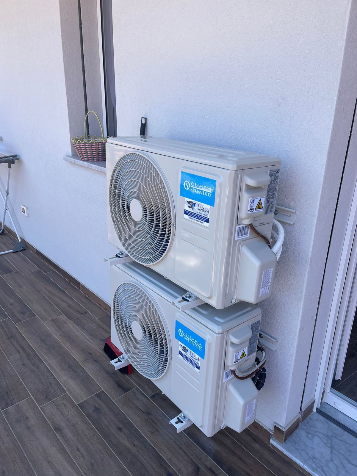 Unità esterna climatizzatore a Cefalù