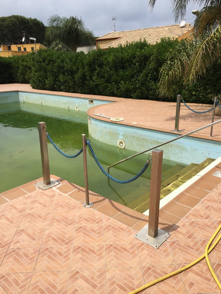 Cantiere a Cefalù